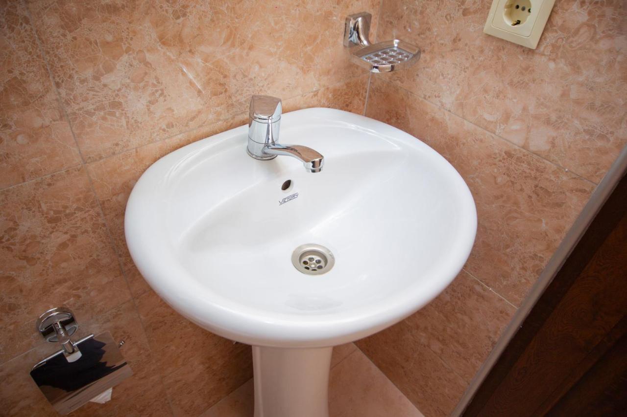 Hotel Elegant 2 Тбилиси Екстериор снимка