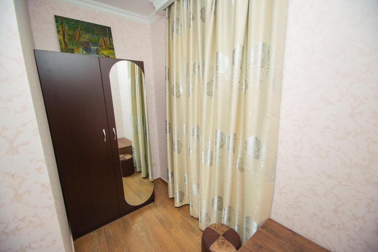 Hotel Elegant 2 Тбилиси Екстериор снимка