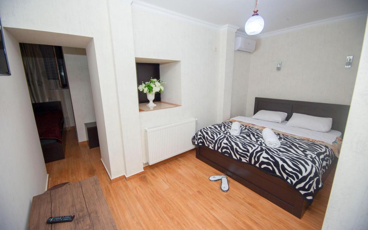 Hotel Elegant 2 Тбилиси Екстериор снимка