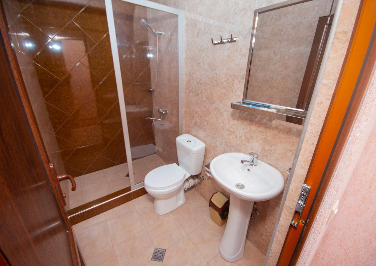 Hotel Elegant 2 Тбилиси Екстериор снимка
