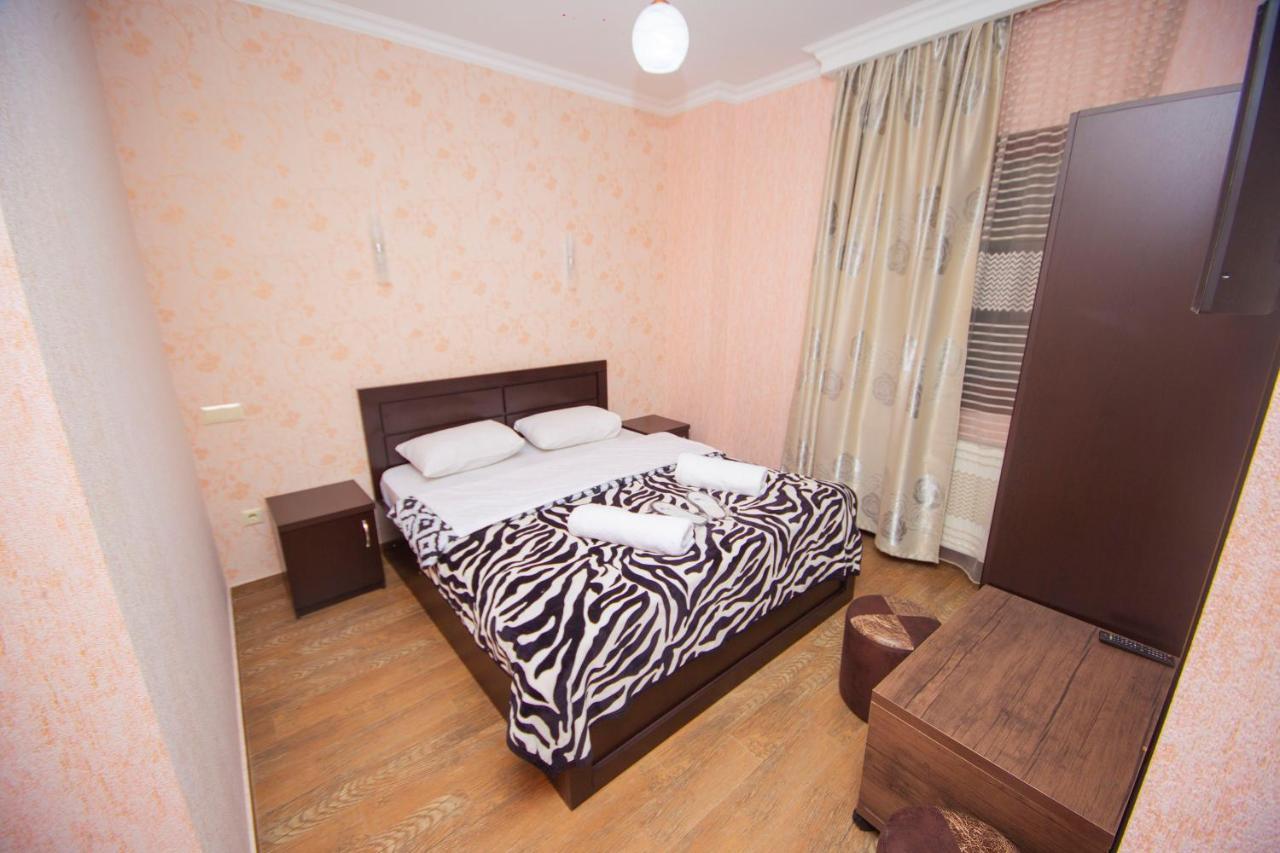 Hotel Elegant 2 Тбилиси Екстериор снимка